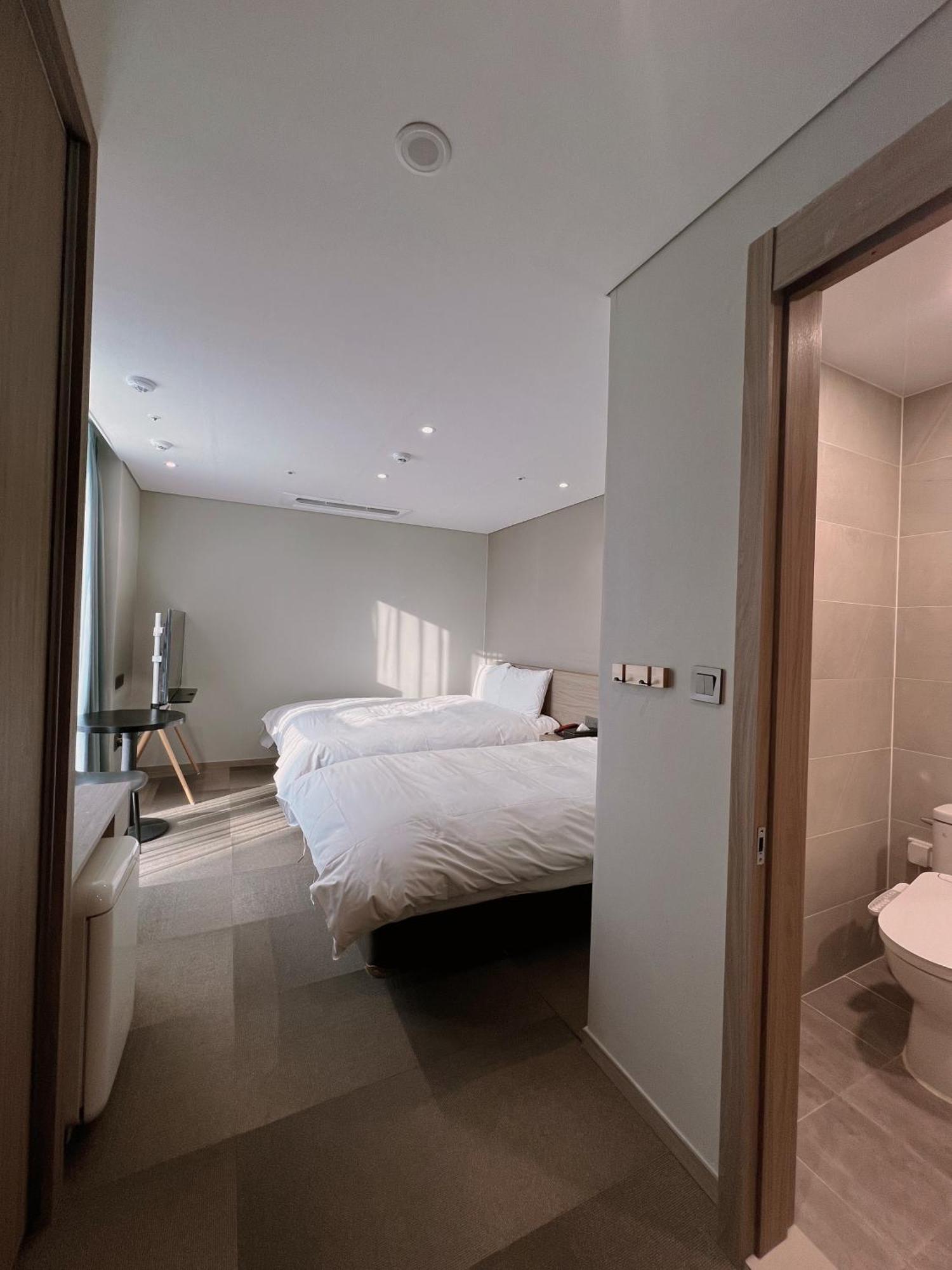 Hotel U5 Seoul Exterior photo